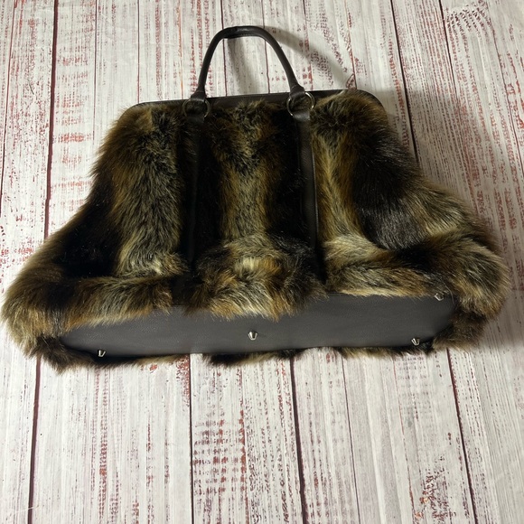 Donna Saylers Fabulous Furs weekender size large - Picture 5 of 5